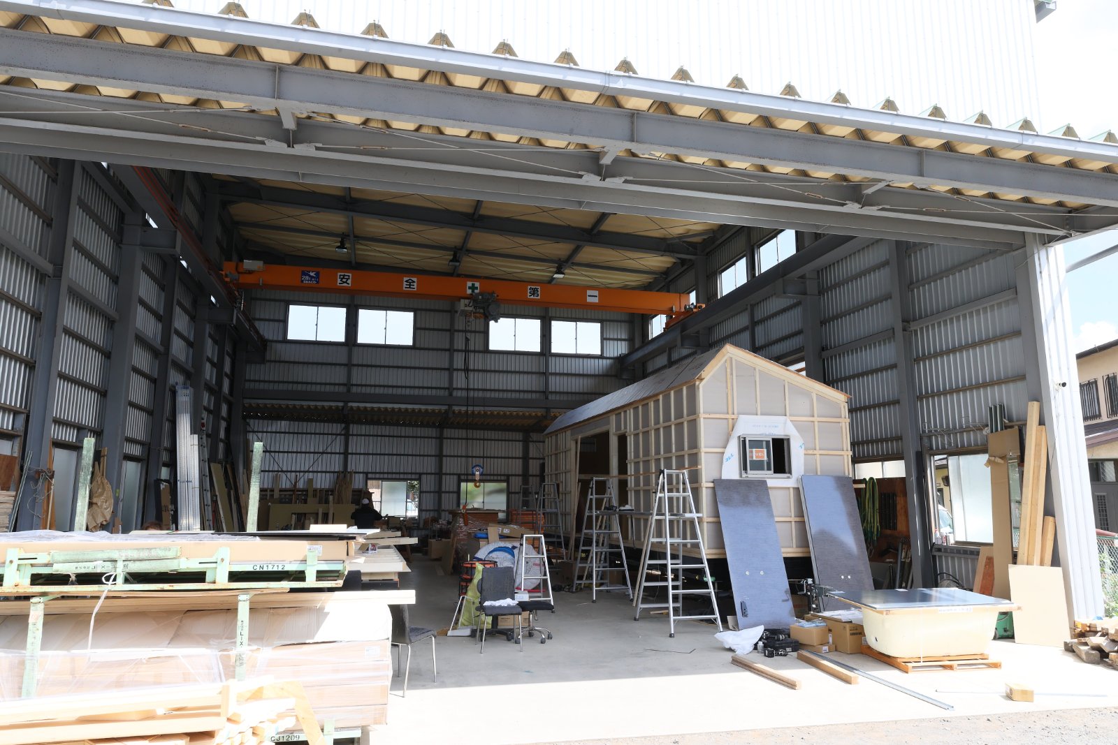 自社工場での一貫生産（製作場）